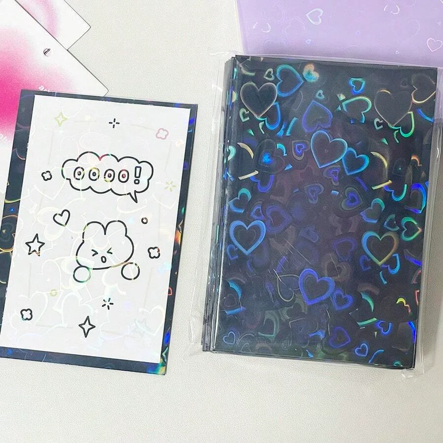 50 Stück bunte Laser-Herz-Kartenfolien, herzförmiger, glitzernder Schutz für Ausweis-, Schüler- und Spielkarten, PVC-Kartenhüllen – Detail 9
