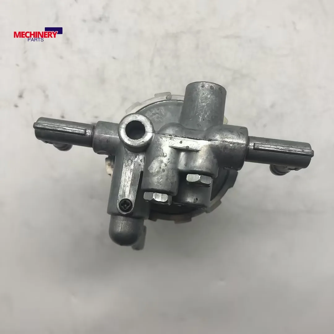 Yanmar 4TNE84 3TNE74 3D72 3D74E Komatsu 129335 için yağ su ayırma 55701-12933555701 PC40-7 filtre