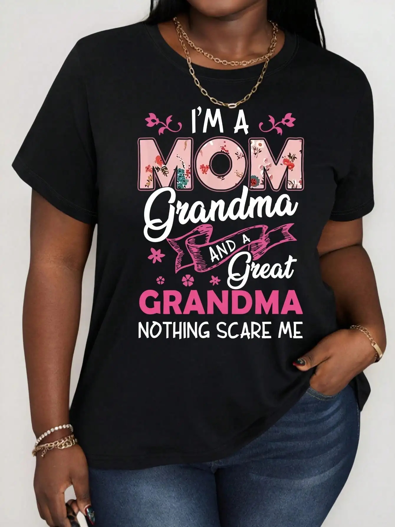 

Футболка с надписью «Я — мама, бабушка и прабабушка» — футболка с графическим принтом больших размеров для женщин