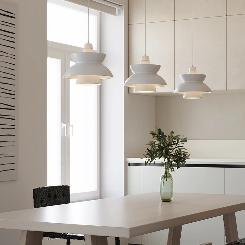 Lampe suspendue au design nordique moderne, Luminaire décoratif d'intérieur, idéal pour une salle à manger, une chambre à coucher ou un Bar