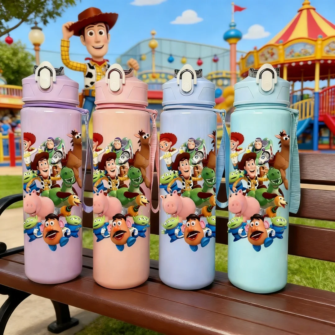 

Бутылка для воды с 3D-принтом Disney Buzz Lightyear Family Cartoon Pattern - оригинальный дизайн, устойчивая к выцветанию, яркие цвета, портативная.