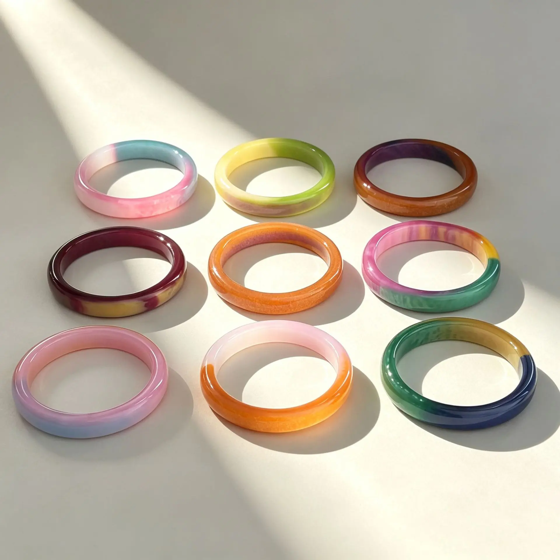 HUANZHI Vintage Fashion Gradient Dyeing Resin Bracelet Elegant Charms Versatile Accessories Jewelry for Women