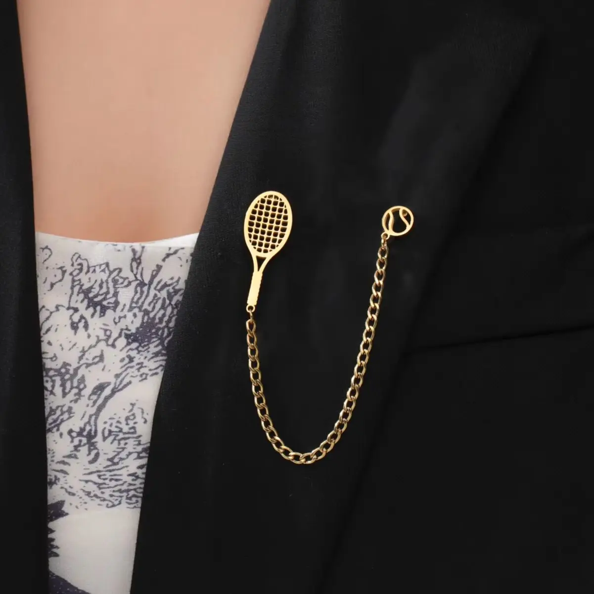 Trendy Tennis Racket Ball Lapel Pins Brooch for Women Men Stainless Steel Badges Jewelry Tennis Enthusiasm New Birthday Gifts