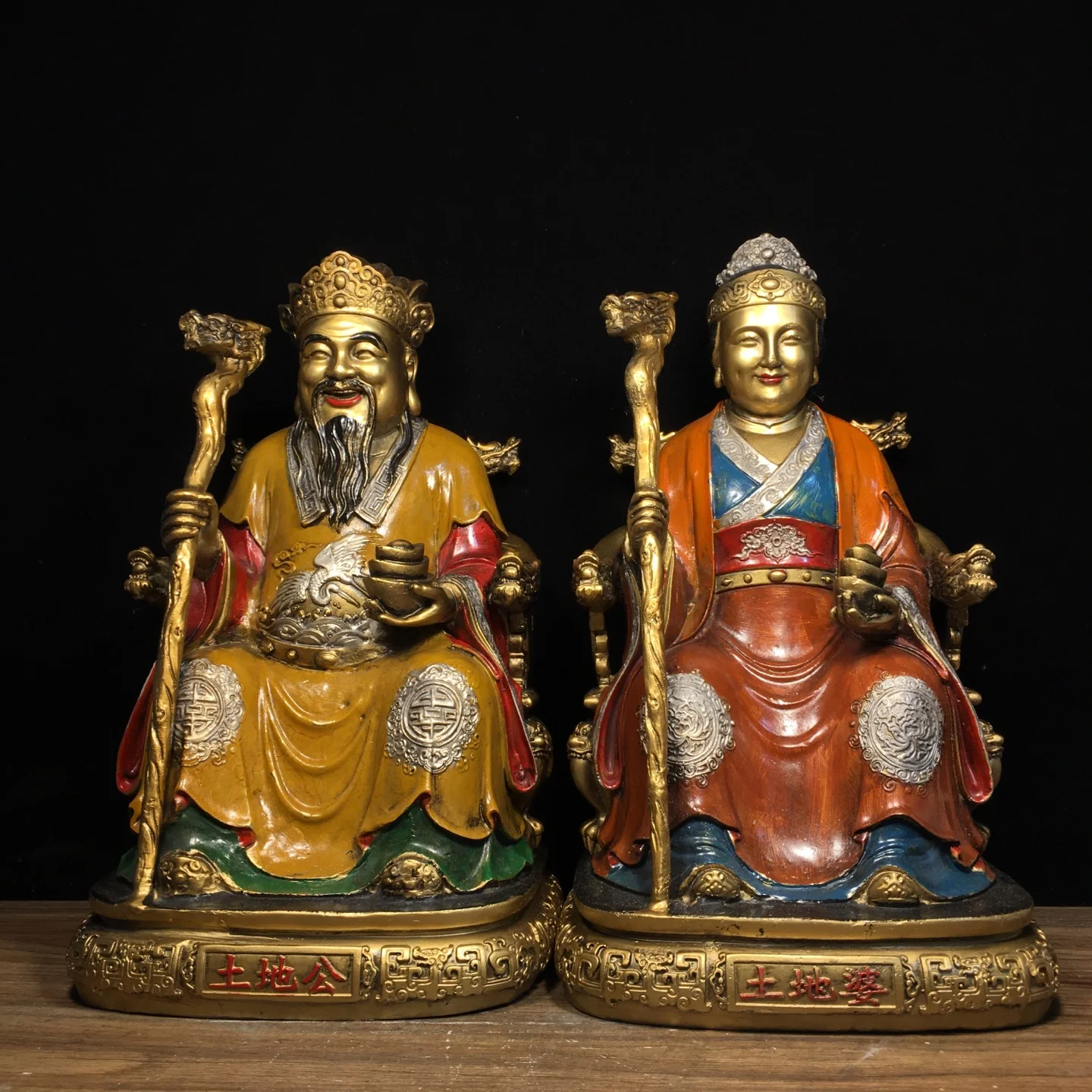 

12"Tibetan Temple Collection Old Bronze Gilded Cinnabar Painted Land God Land Granny Immortals Sitting Buddha Worship Hall