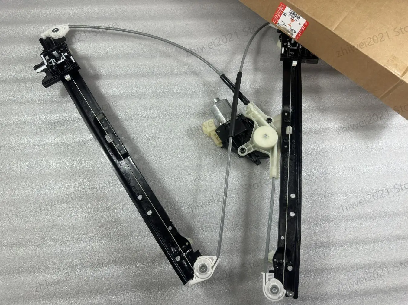 

Elevator assembly right front window lifter suitable for Range Rover Administration 2013-2020Elevator assembly LR153949 LR078163