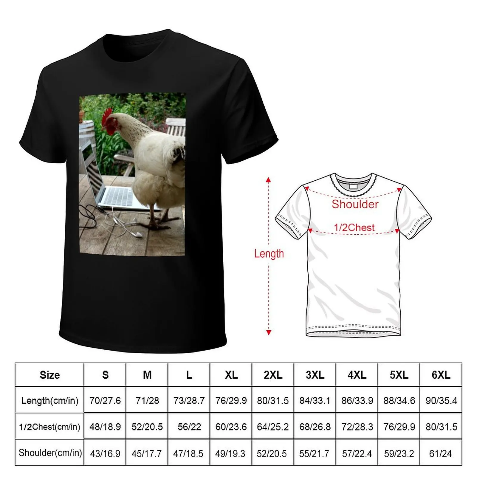 Chicken looking into a computer T-Shirt Soft Casual Short Sleeve Cotton Tee