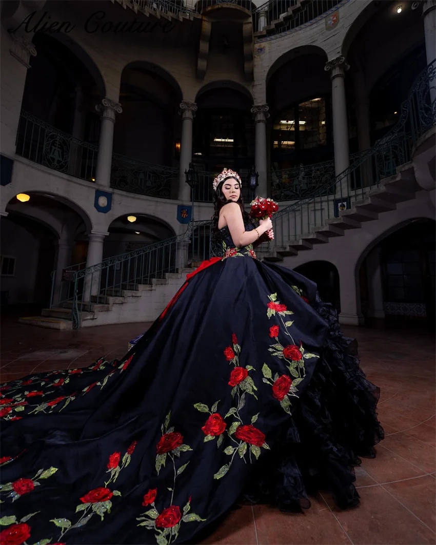 Exquisite Mexican Black Qinceanera Dress Satin Embroidery Ruffles Tiered Crystals Princess Vestidos Ball Gown Customized 