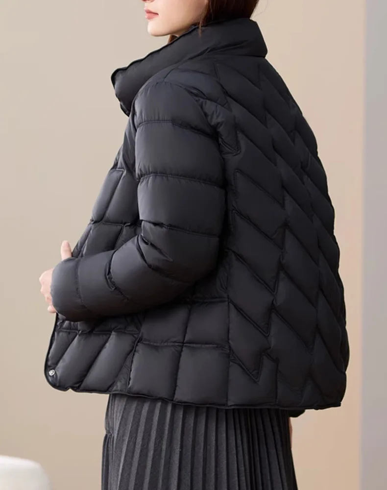 سترة شتوية قصيرة متعددة الاستخدامات للنساء 2025 سترة شتوية جديدة على الطراز الصيني سترة بينغهو ملمس راقي مقاس كبير #6