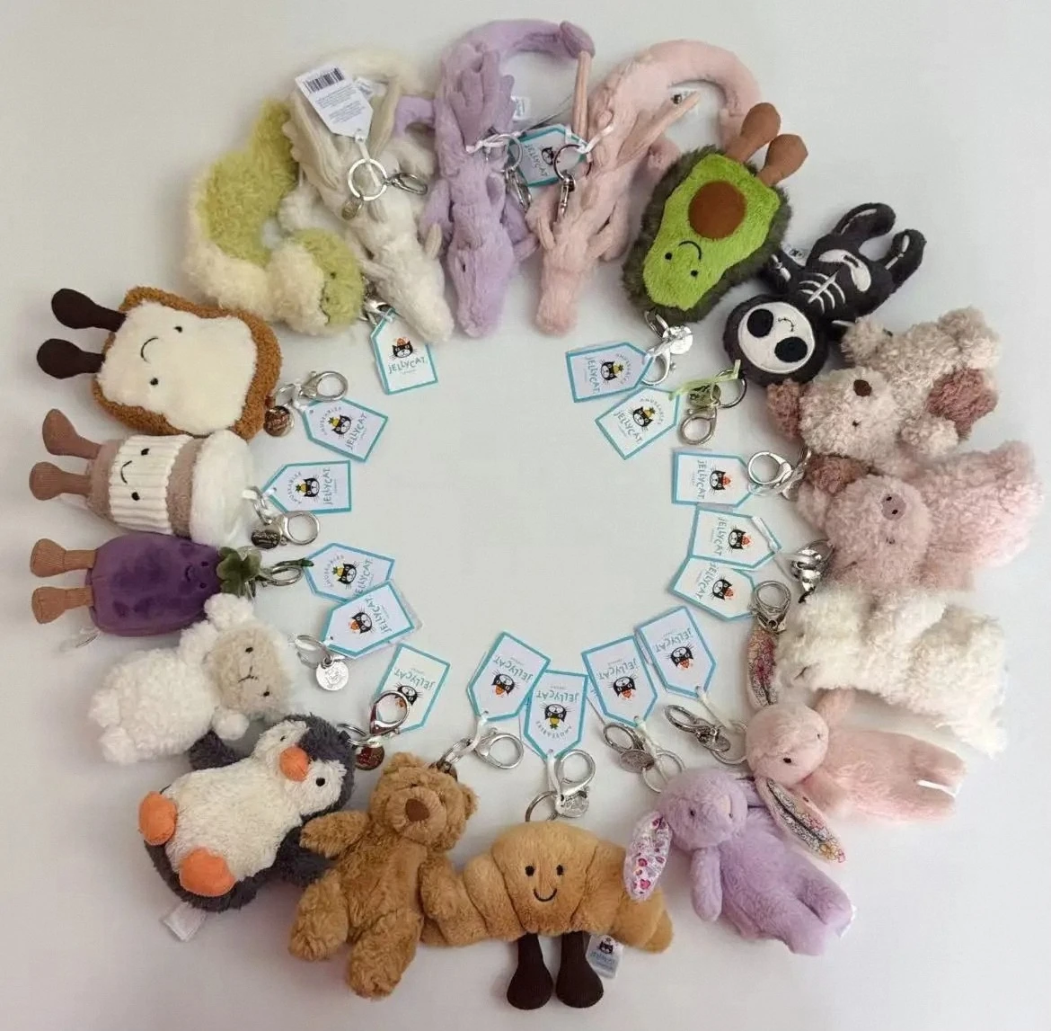 Jc pendant with complete three labels and steel stamp, Barcelona bear eggplant croissant style wholesale gifts available