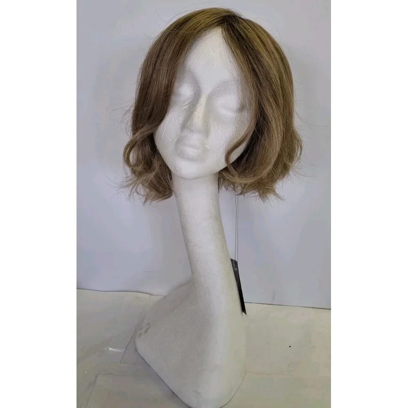 Short Multi Tonal Blonde Layered Wavy Wig Heat Friendly - Hair Loss REF 0098
