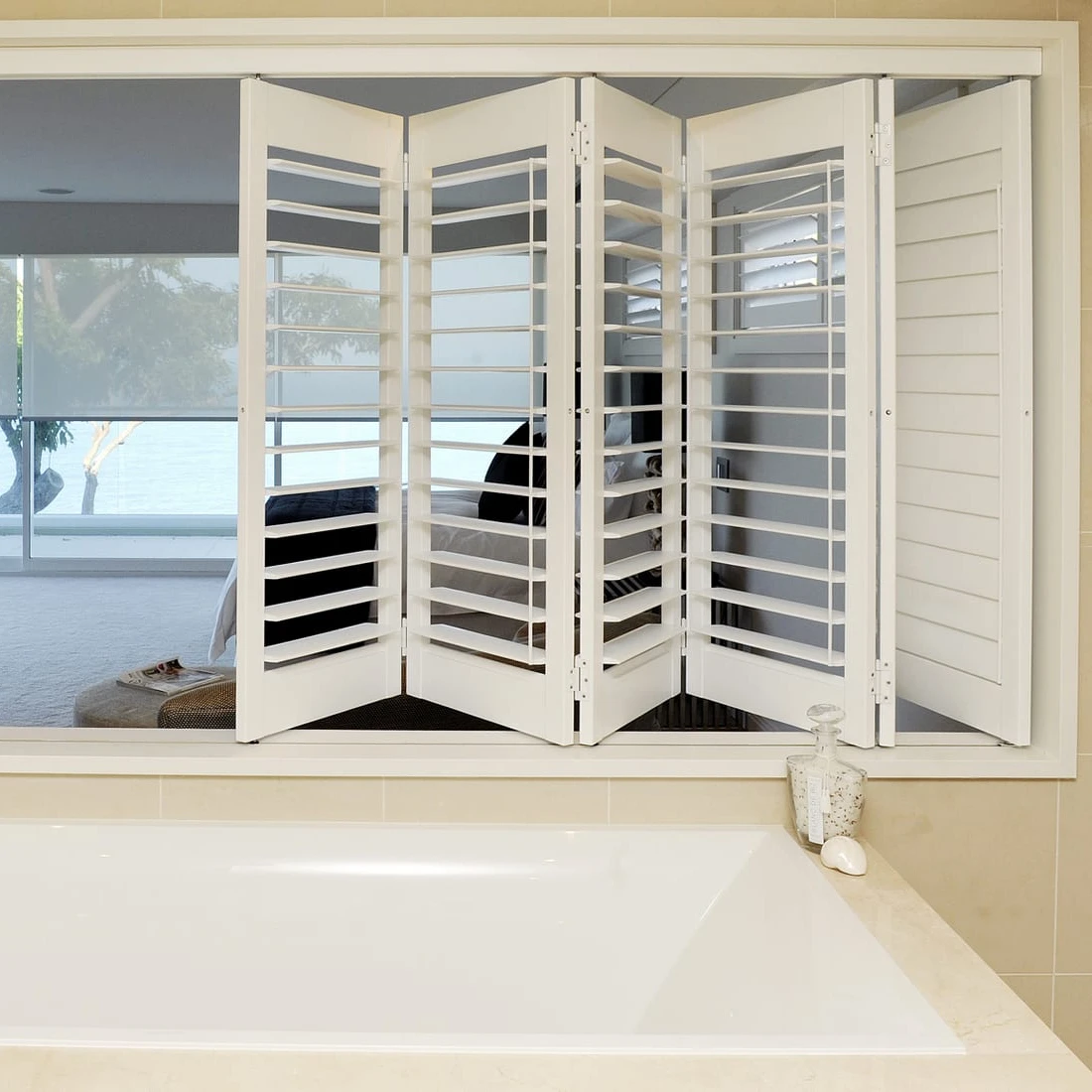 Factory Direct Plantation Shutters Order size horizontal white plantation shutters from china PVC shutters window