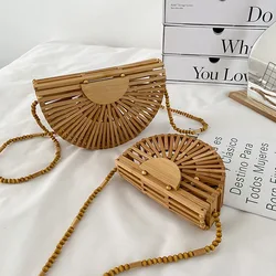 Moda yarım ay ahşap omuz kadınlar için Crossbody çanta bambu dokuma yaz plaj hasır çanta Rattan küçük telefon çanta Mini kesesi