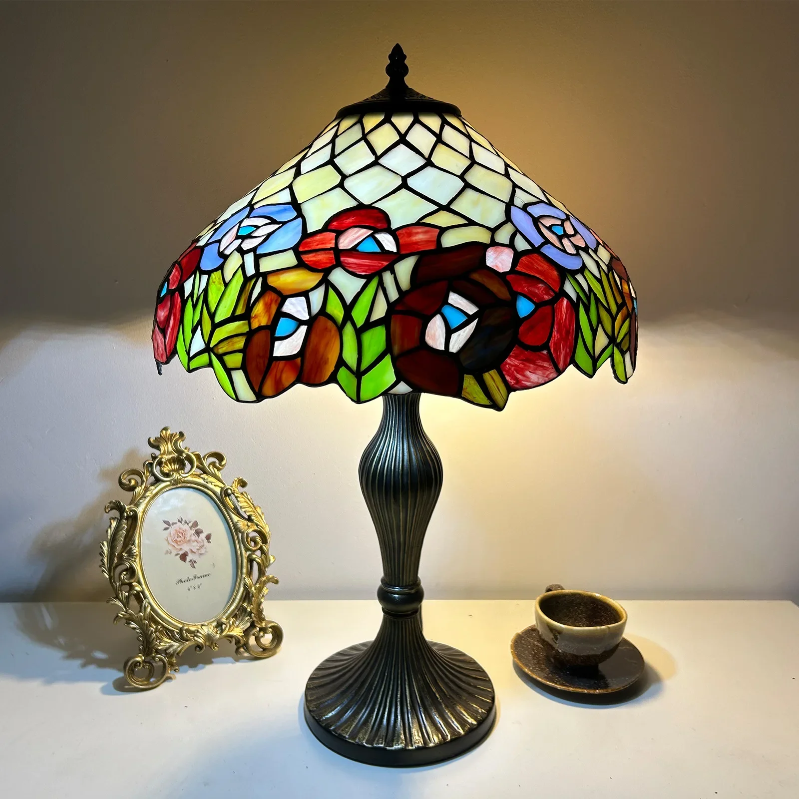 

16inch 40cm Tiffany Style Table Lamp Floral Butterfly Lampshade 12Inch Stained Glass Desk Light Handicraft Arts Alloy Frame Lamp