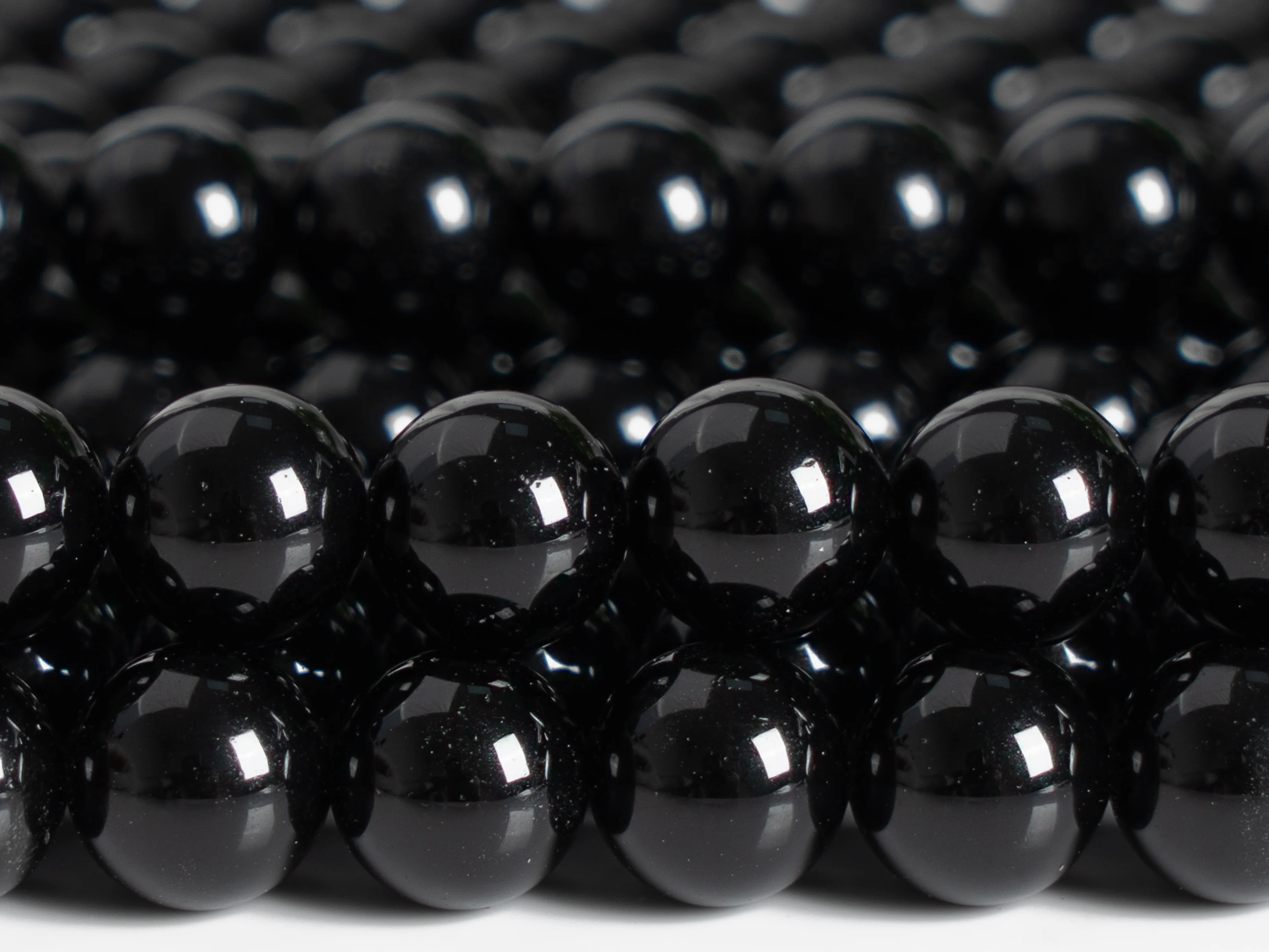 

Natural stone Black Obsidian Beads Grade AAA Gemstone Loose Beads Round Size Options 4/6/8/10mm for Jewelry Making