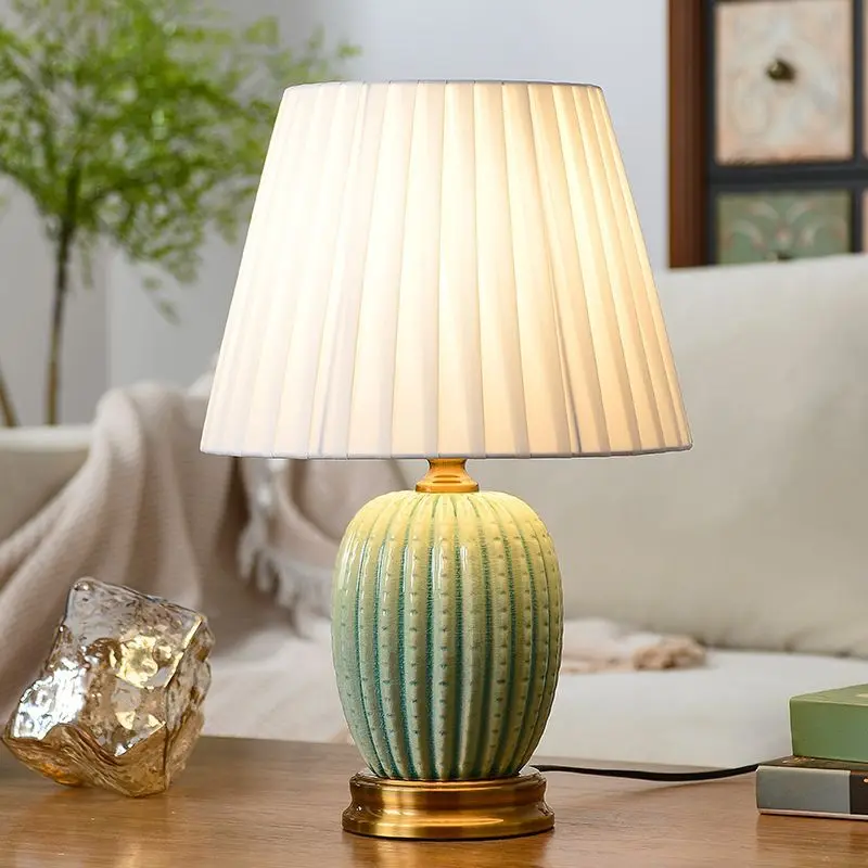 Vintage Pastoral Gradient Green Cactus Texture Ceramic Table Lamp White Pleated Cloth Lampshade Sofa Side Bedroom Hotel Interior