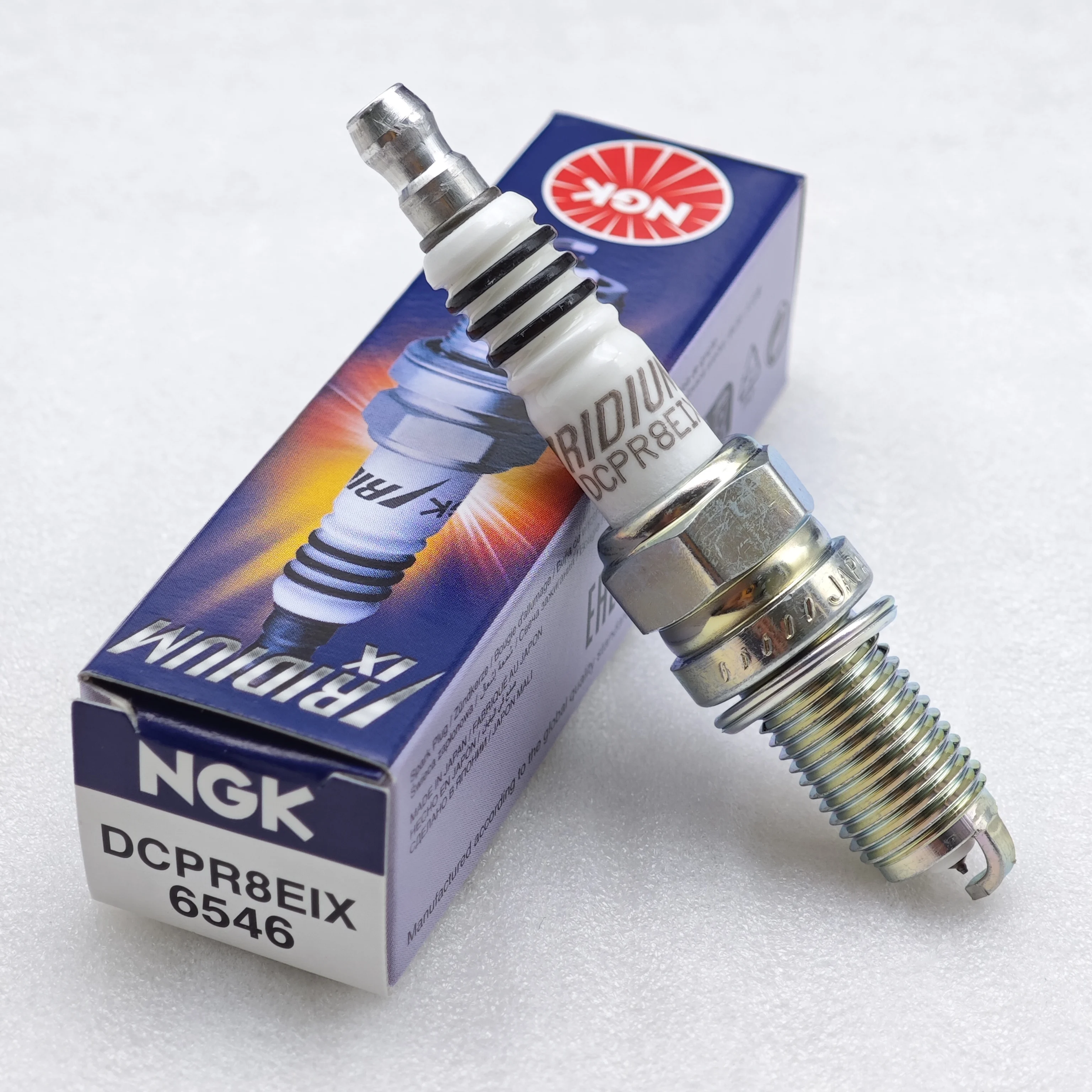 1pcs Original NGK Iridium Spark Plug DCPR8EIX 6546 is applicable to F650GS F700GS F800GS GT Harley 883 X48 Upgrade DCPR8E