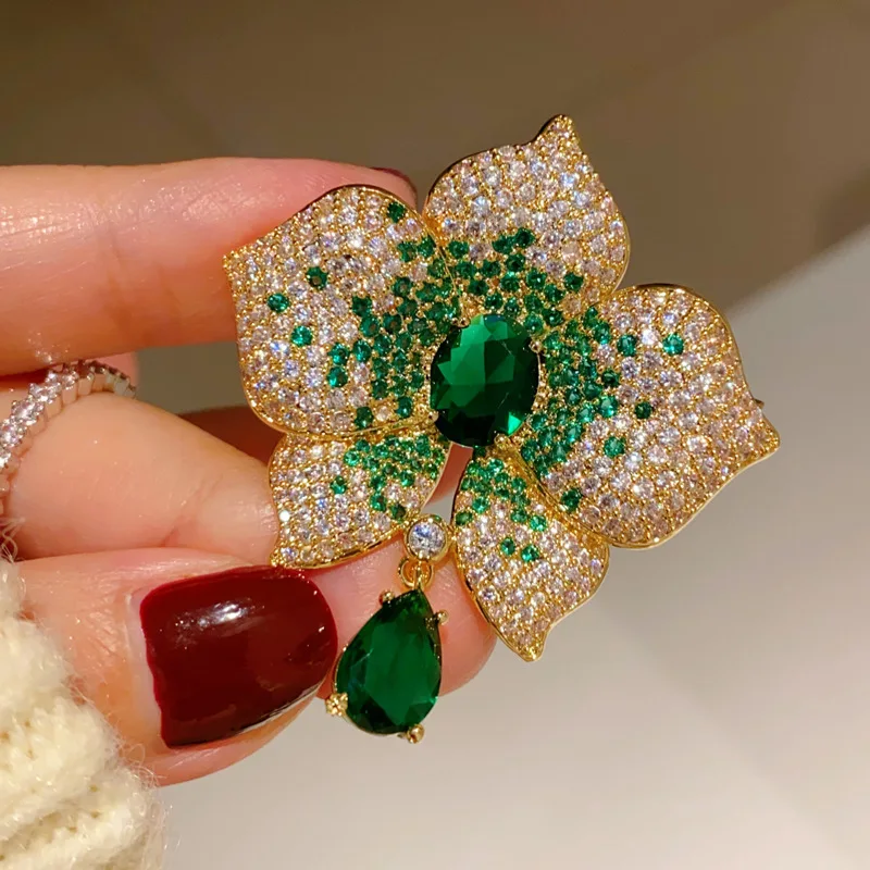 

Created Emerald Big Flower Brooch for Women Vintage Jewelry Court Style Violet Water Drop Dress Pin Buckle Accessories