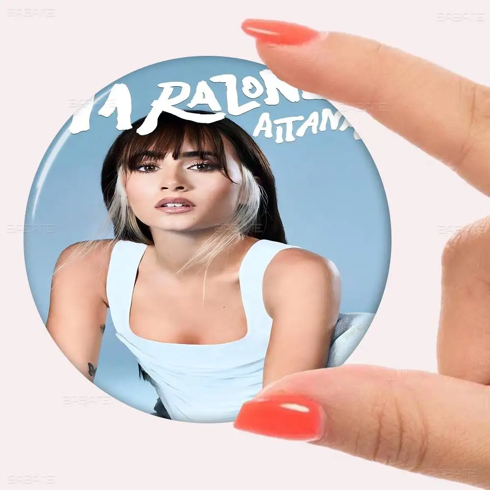 Aitana Ocanaes المغني فيلم لزجة صور دبابيس الإبداعية شارة مستديرة الهدايا دبابيس 32/44/58 مللي متر #5