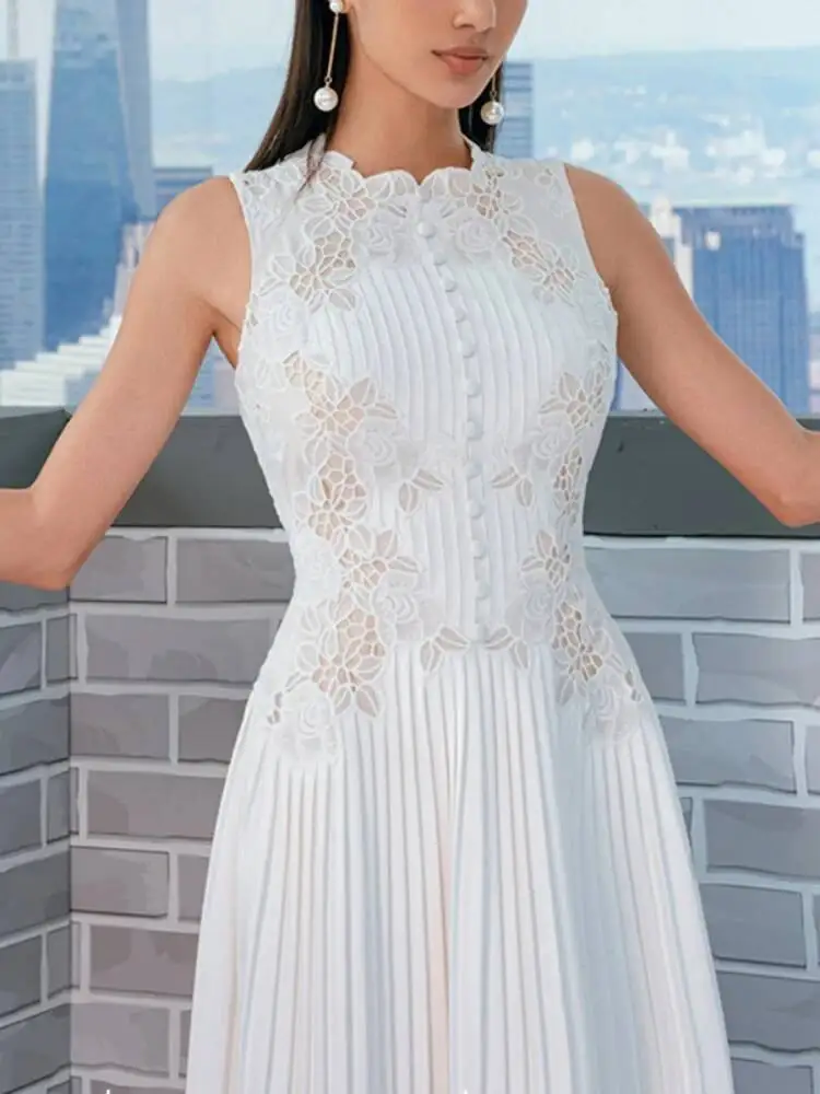 Robe plissée brodée pour femmes, mode d'été, sans manches, fleur au Crochet, ajourée, blanche, Robe de bal