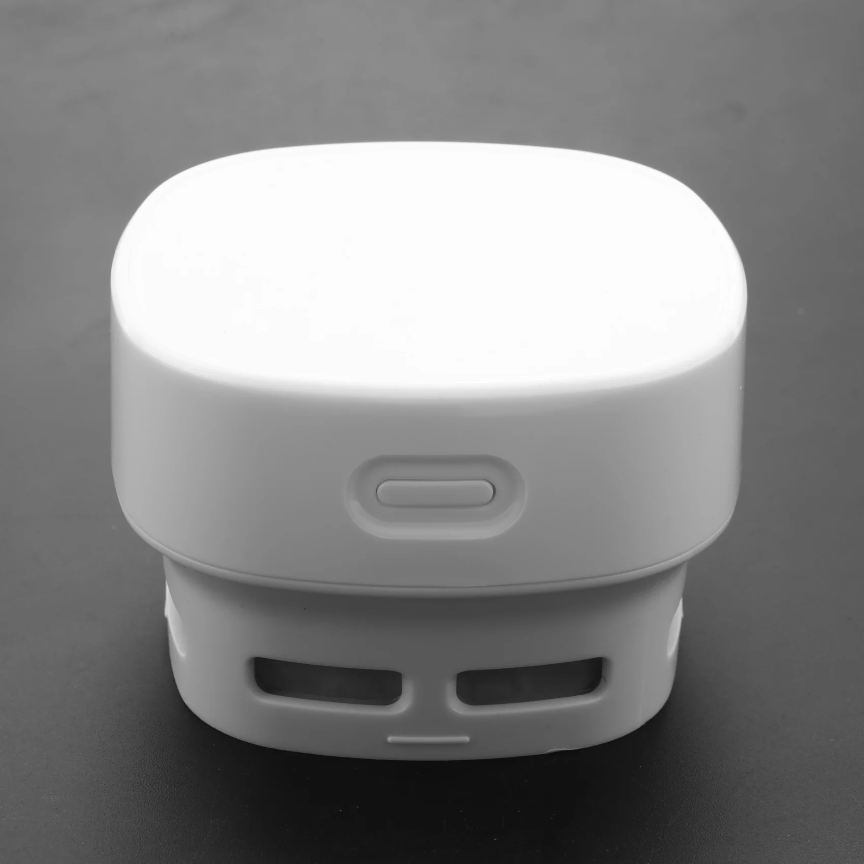 

Настольный пылесос AB08-2X, перезаряжаемая батарея, мини-настольная подметальная машина для крошек, высокая прочность до 90 минут