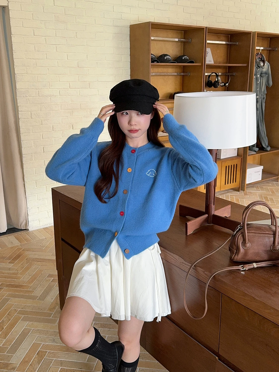 الرجعية الكلب التطريز اللون زر محبوك سترة مفتوحة المرأة فضفاضة تنوعا التخسيس سترة Jaet العصرية أوائل الخريف N...