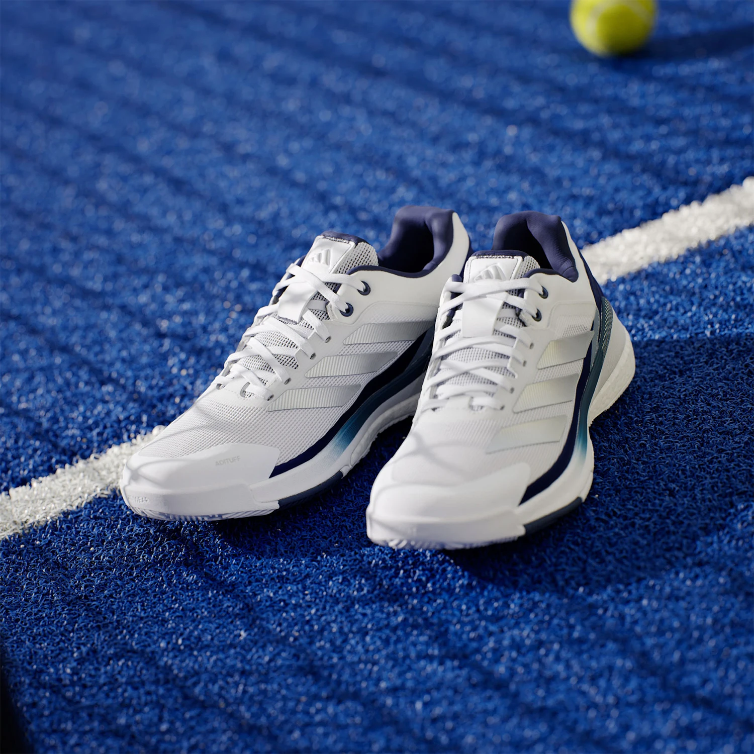 

Adidas genuine spring men's low cut lace up tennis shoes JR2124