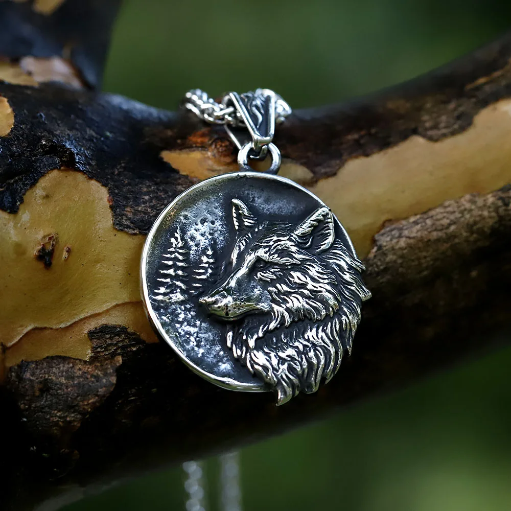 2022 Men\'s 316L stainless steel Vintage Round Viking Animal Wolf Pendant Chain Necklace for gift free shipping