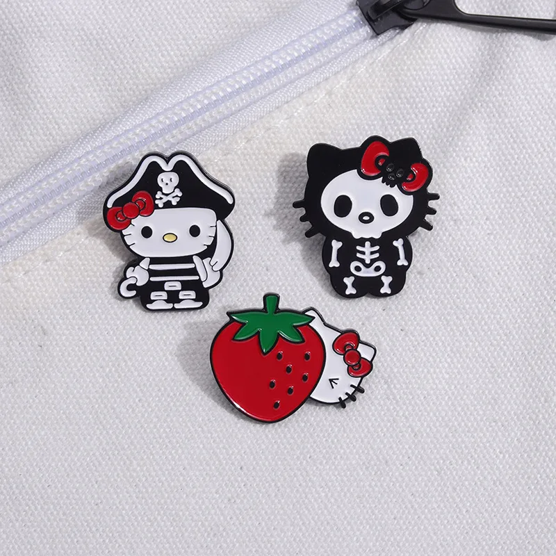 Sanrio Hello Kitty Kawaii Enamel Pins Cartoon Cute Creativity Pirate Sculpt Brooch Backpack Pin Accessories for Women Jewelry