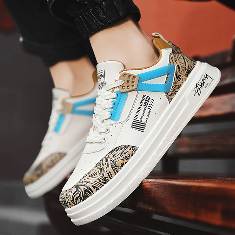 New Light Skateboarding Shoes Men Breathable casual Sneakers Trekking Shoes Men Soft Outdoor Walking Shoes Men Size 39-44