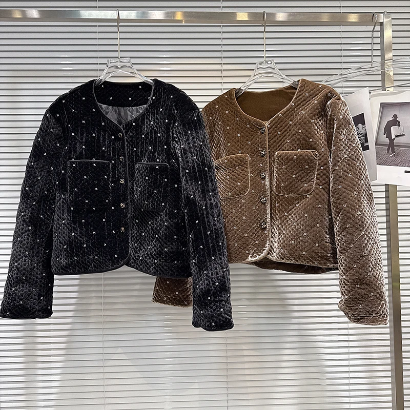 

French style retro velvet embossed cotton jacket 2025 winter new casual fashion short and thick floral patterns jacket