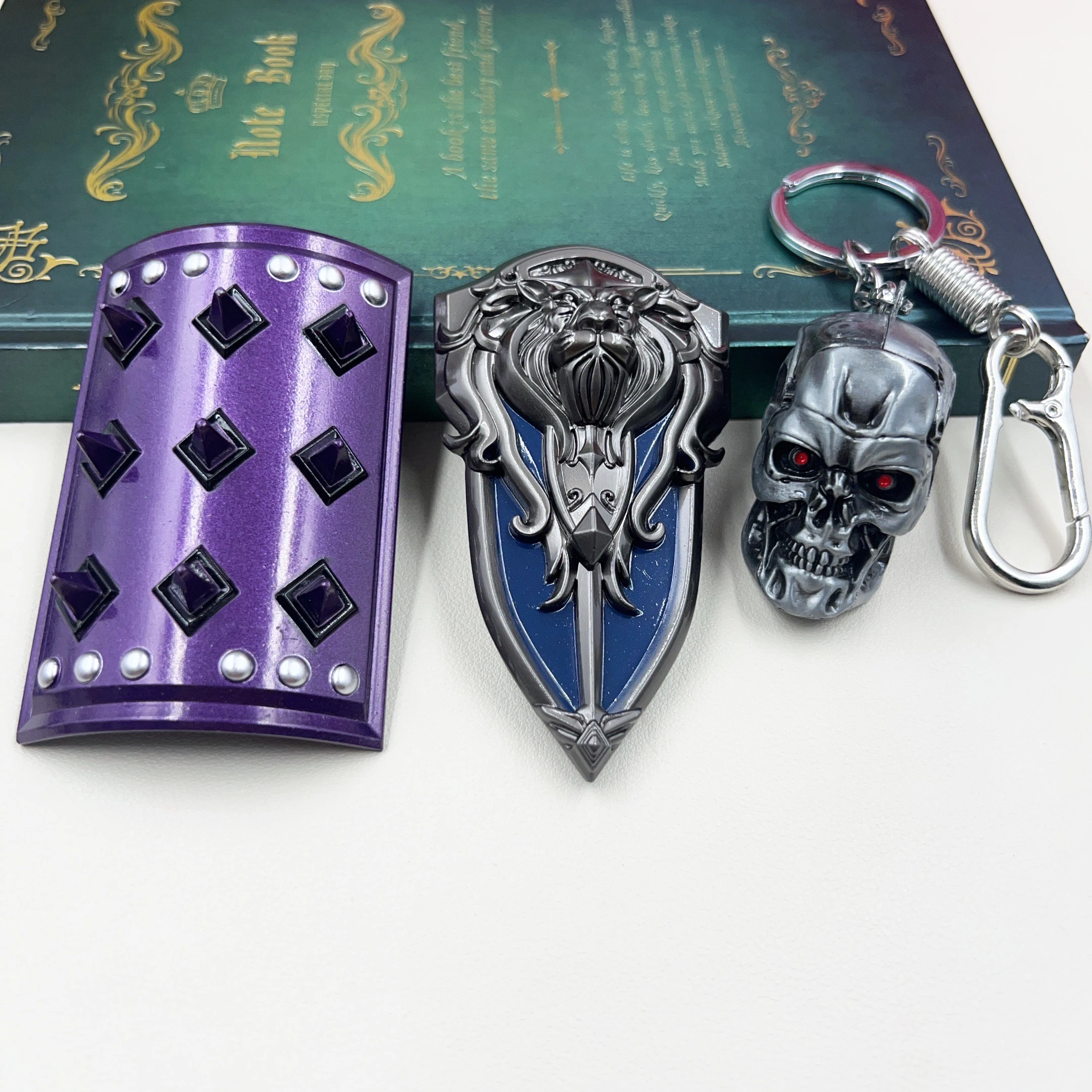 Цельнометаллический брелок с щитом, опрыскива Azzinoth Illidan Stormrage, черный храм, игровая периферия, реплика миниатюрных украшений для дома