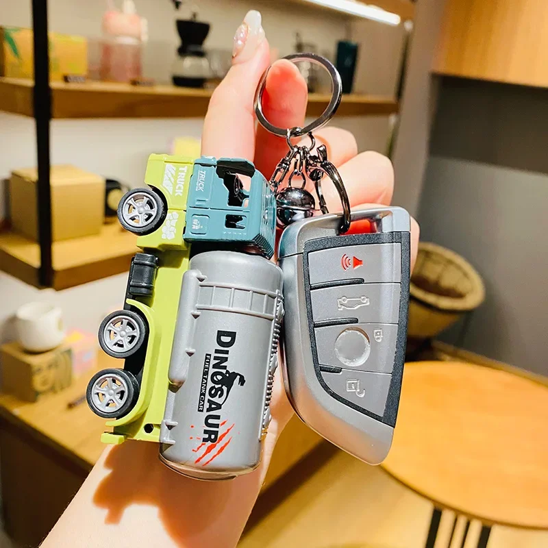 ZN Mini Metal Truck Key Ring Lorry Car Keyfob Keychain - Creative Gift Lovely Keyring for Women And Men