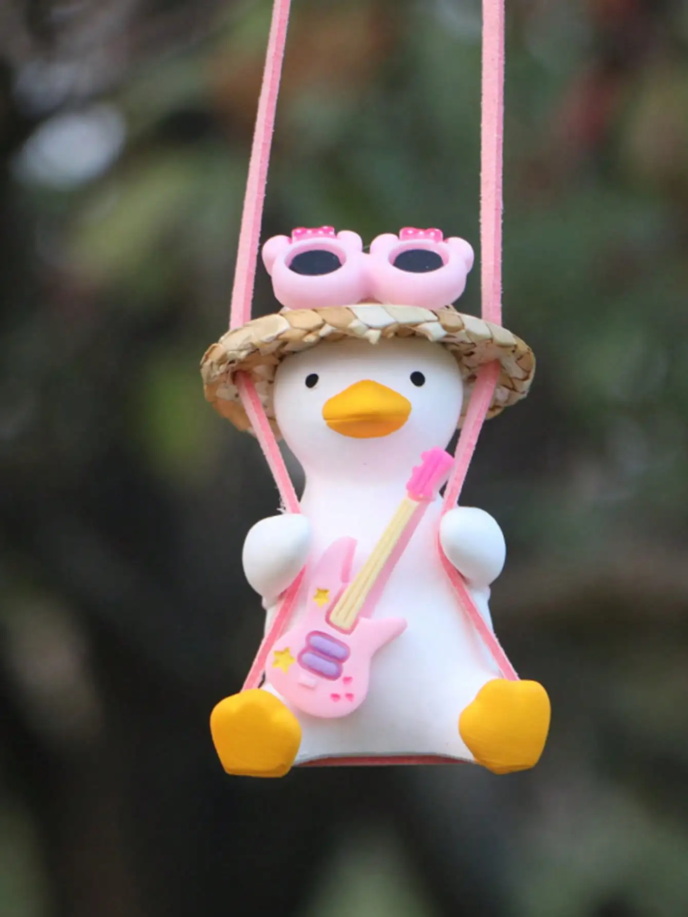1pc Cute Car Charm Hanging Ornament - Cool Swinging Duck Car Accessories for Teens Auto Accessories