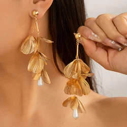 Ingemark Romantic Petal Flower Long Hanging Earrings for Women Trend Elegant Tassel Piercing Drop Earrings Wed Jewelry Gift New