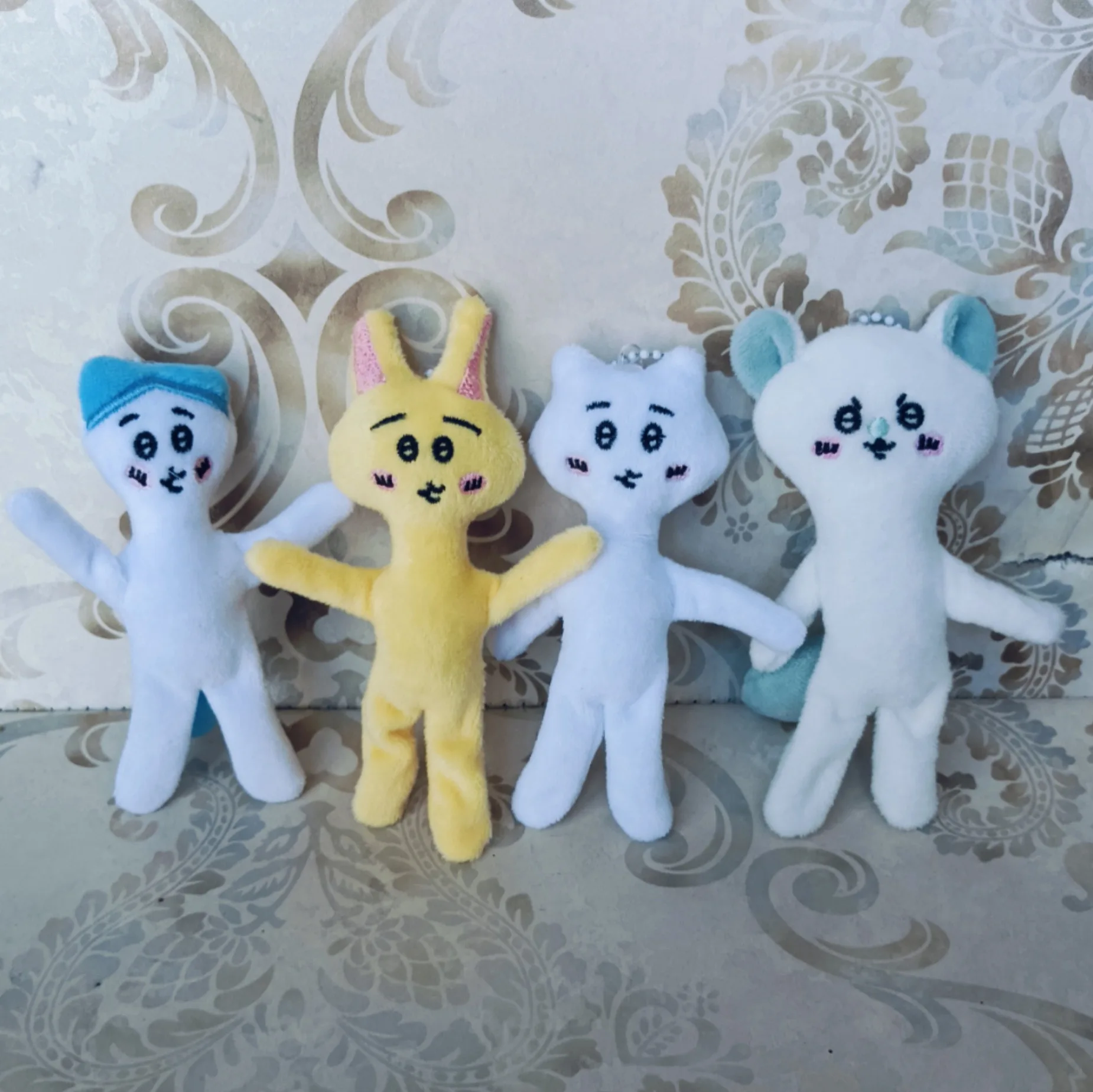 Pequeño llavero de peluche de ocho con articulaciones móviles, diseño de definición muscular, artesanía hecha a mano para decoración de mochila y bolso