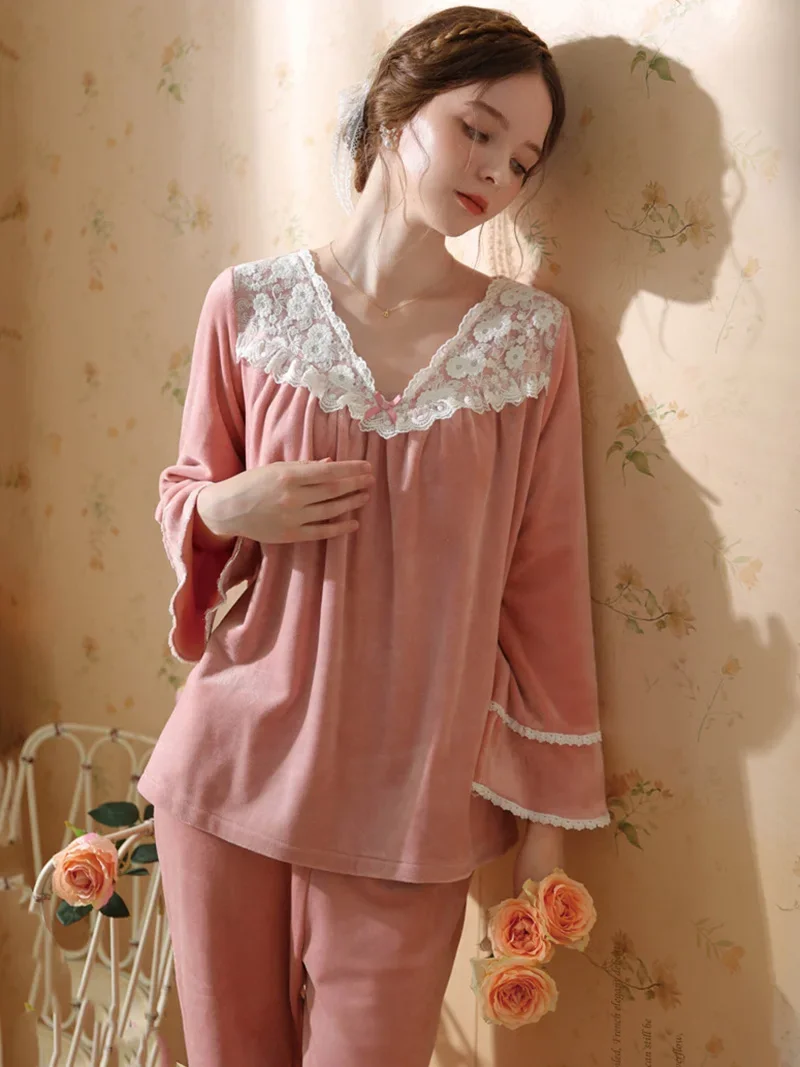 

Autumn Winter Coral Fleece Sleeping Pyjama Loungewear for Women Warm V-Neck Fairy Vintage Princess Sweet Flannel Two Piece Set