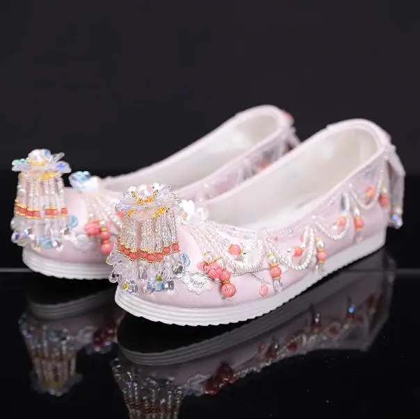 Chinese Hanfu Shoes Women Beading Embroider Spring 3.8CM High Wedding Exquisite Flat