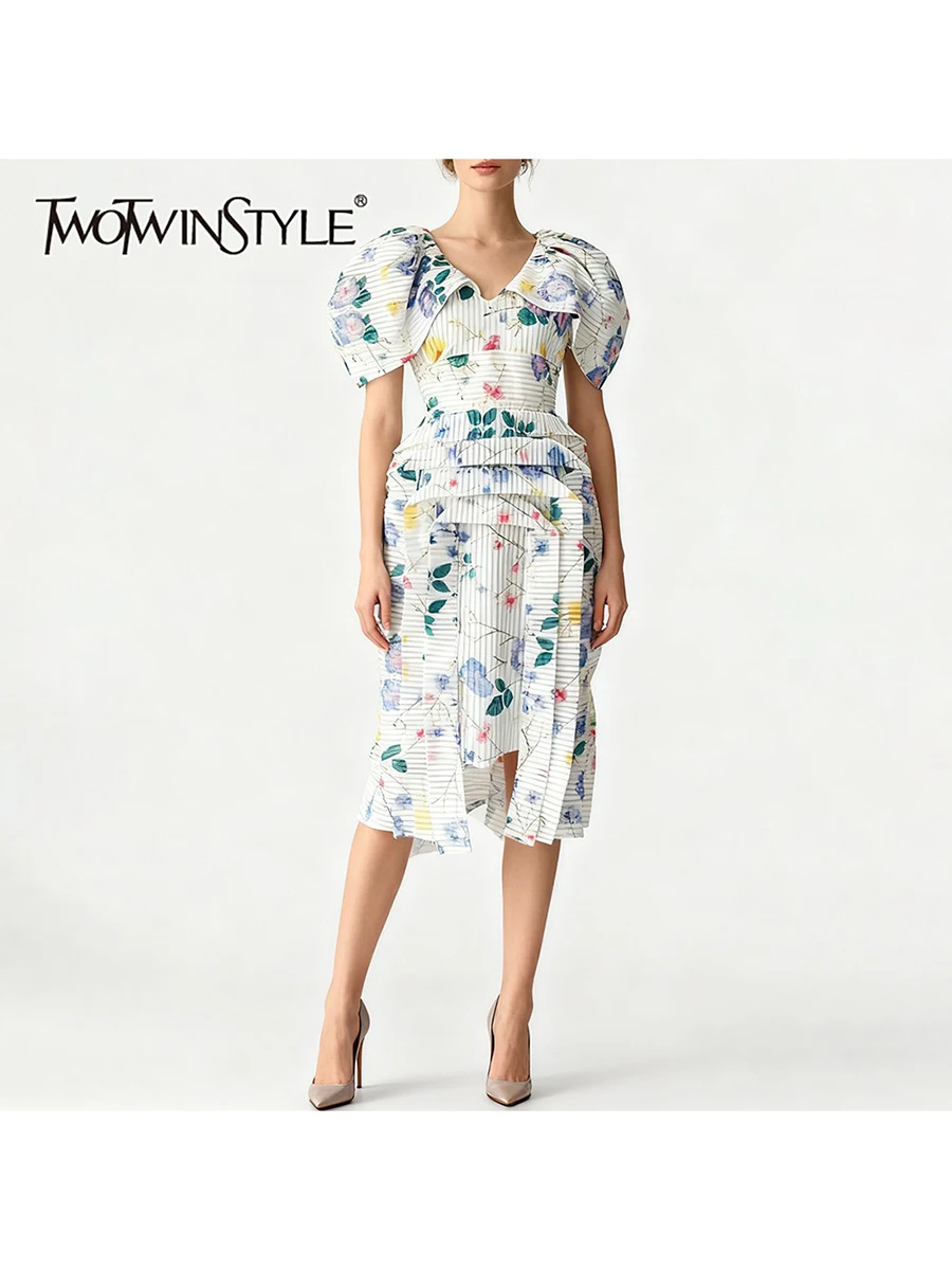 

TWOTWINSTYLE Printing Spliced Striped Fashion Dresses for Women V Neck Short Sleeves High Waist Patchwork Ruffles Dress Female