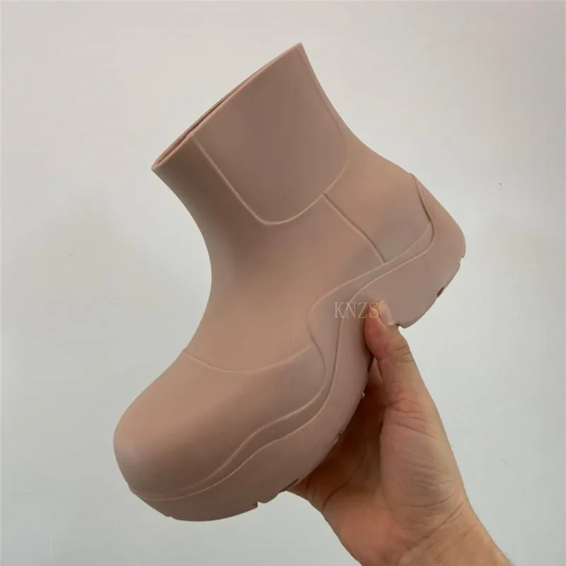 Bottes de pluie rondes imperméables à l'offre elles optiques accrues pour femmes, bottes de rinçage plates, bottes courtes décontractées, mode printemps, nouveau, 2024