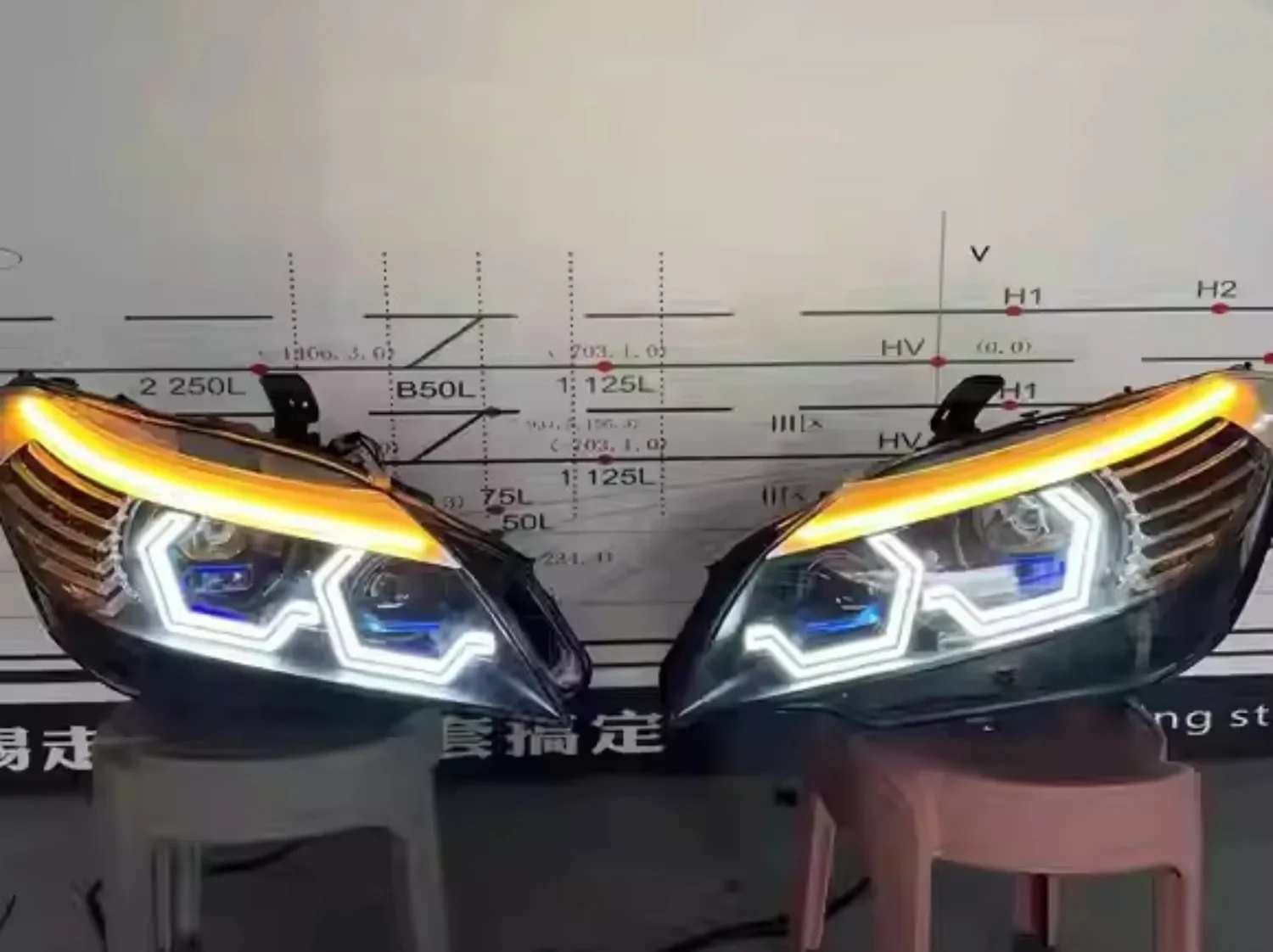 

Светодиодные фары дневного света DRL для BMW Z4 oss 2010, указатель поворота
