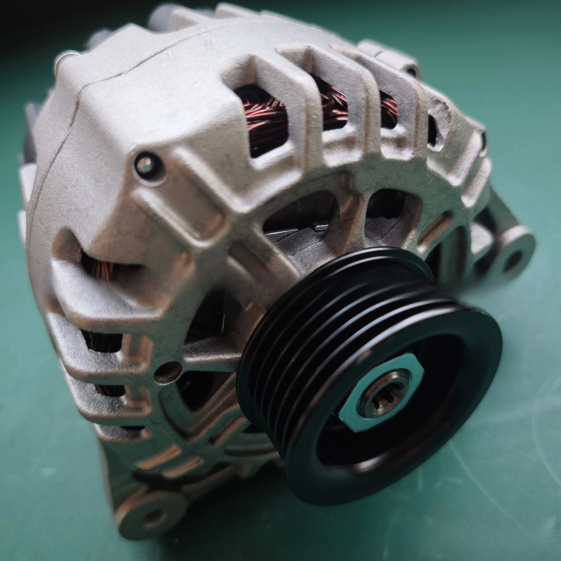 

Alternator for Vo lkswagen 0124325034 0124325042 0124325066