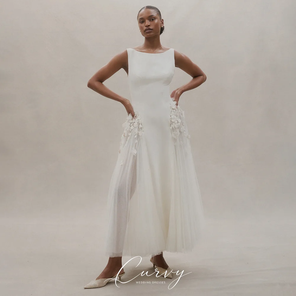 Curvy Soft Romantic Boat Neck Wedding Dress for Women Abito Da Sposa Floral Appliques A Line Bridal Gown with Tulle Midi Skirt