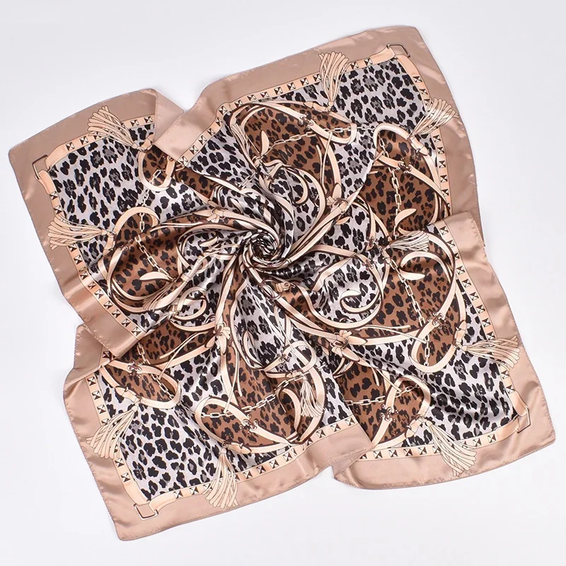 1pcs Women\'s Leopard Print 90 Silk Scarf Imitation Silk Fashion Trend Leopard Print Multi-color Stitching Large Square Scarf