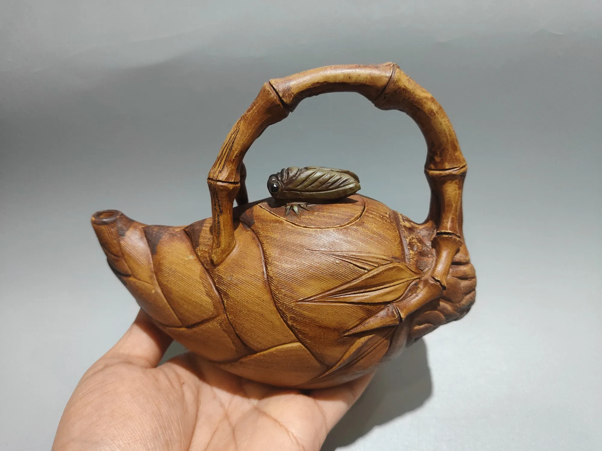 Unique Old Chinese YiXing Handcraft puyple Clay TeapotBamboo Shoot Handle Teapot, with mark, Free shipping