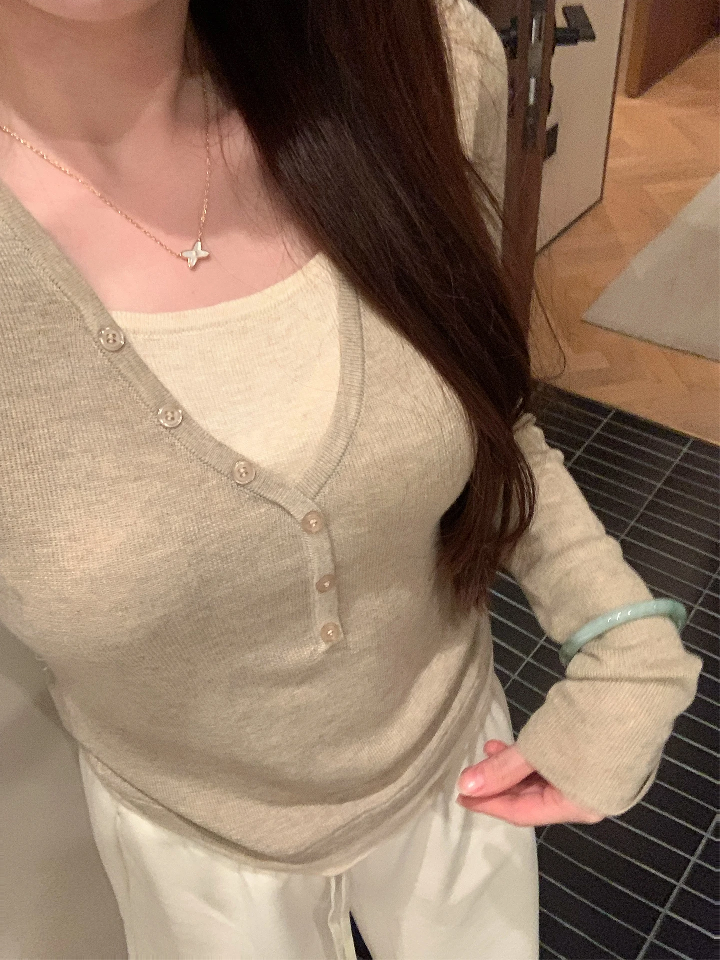 

Женский трикотажный топ Lazy Gentle Sle с длинными рукавами и V-образным вырезом, на пуговицах, с эффектом похудения, имитация двухслойности