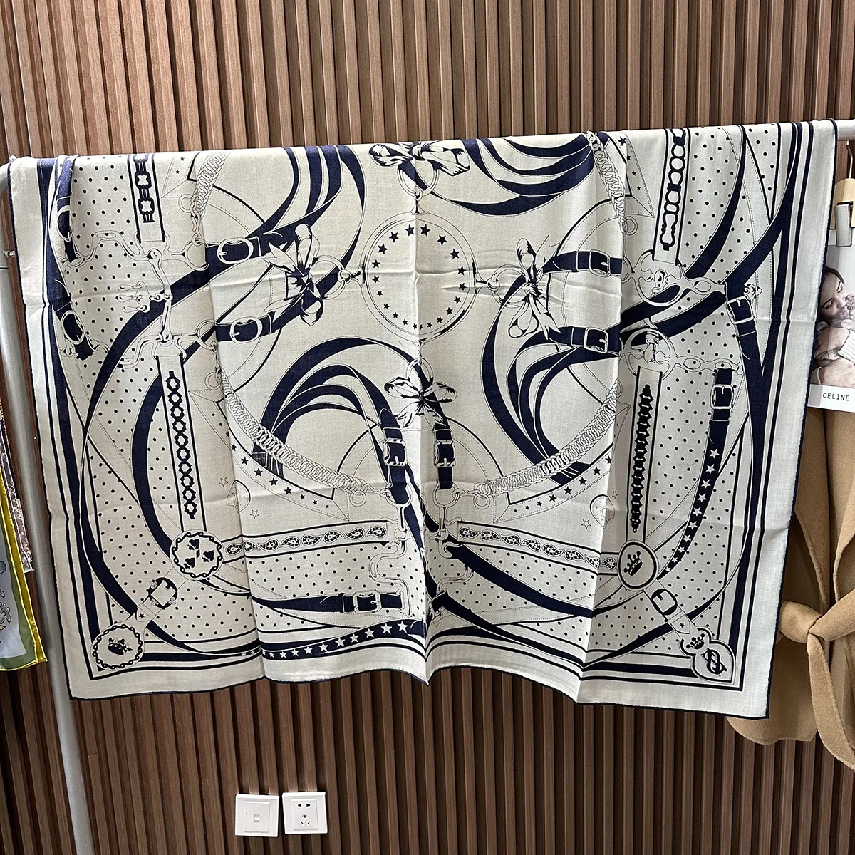 

Winter Silk Wool Blend Scarf 135CM Large Square Shawls Luxury Designer Women Rolled Edges Bandanas Christmas Gift Stole