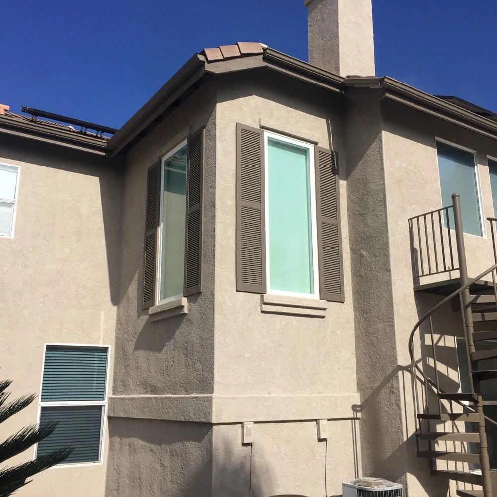 Standard Vinyl Open Louver Shutters 12x36 Durable Fade Resistant Lightweight Exterior Decor Includes Installation Spikes