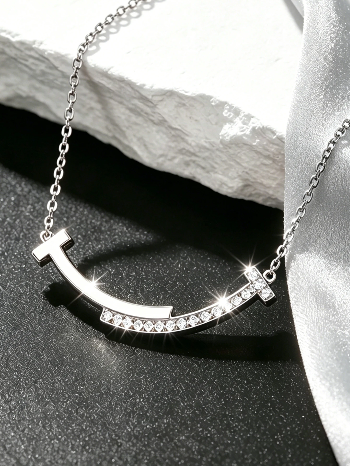 

Extremely simple style pure silver s925 diamond smile necklace, simple commuting versatile women's jewelry necklace