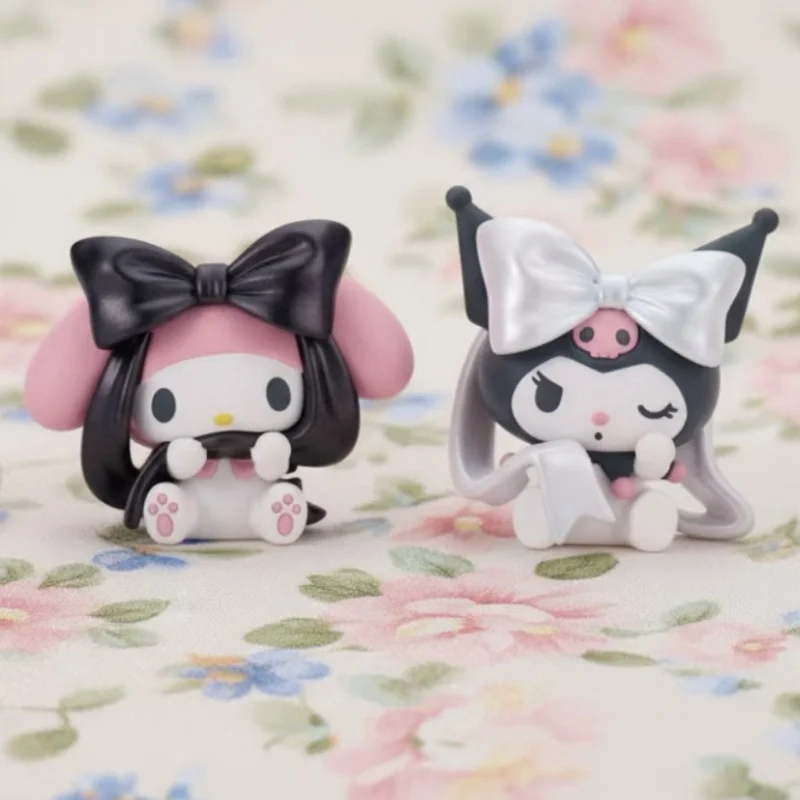 Sanrio Charaktere Ballett Schleife Design Melody Kuromi Cinnamoroll Mini Ornament Twisted Egg Set Actionfiguren Anime Peripheriespielzeug