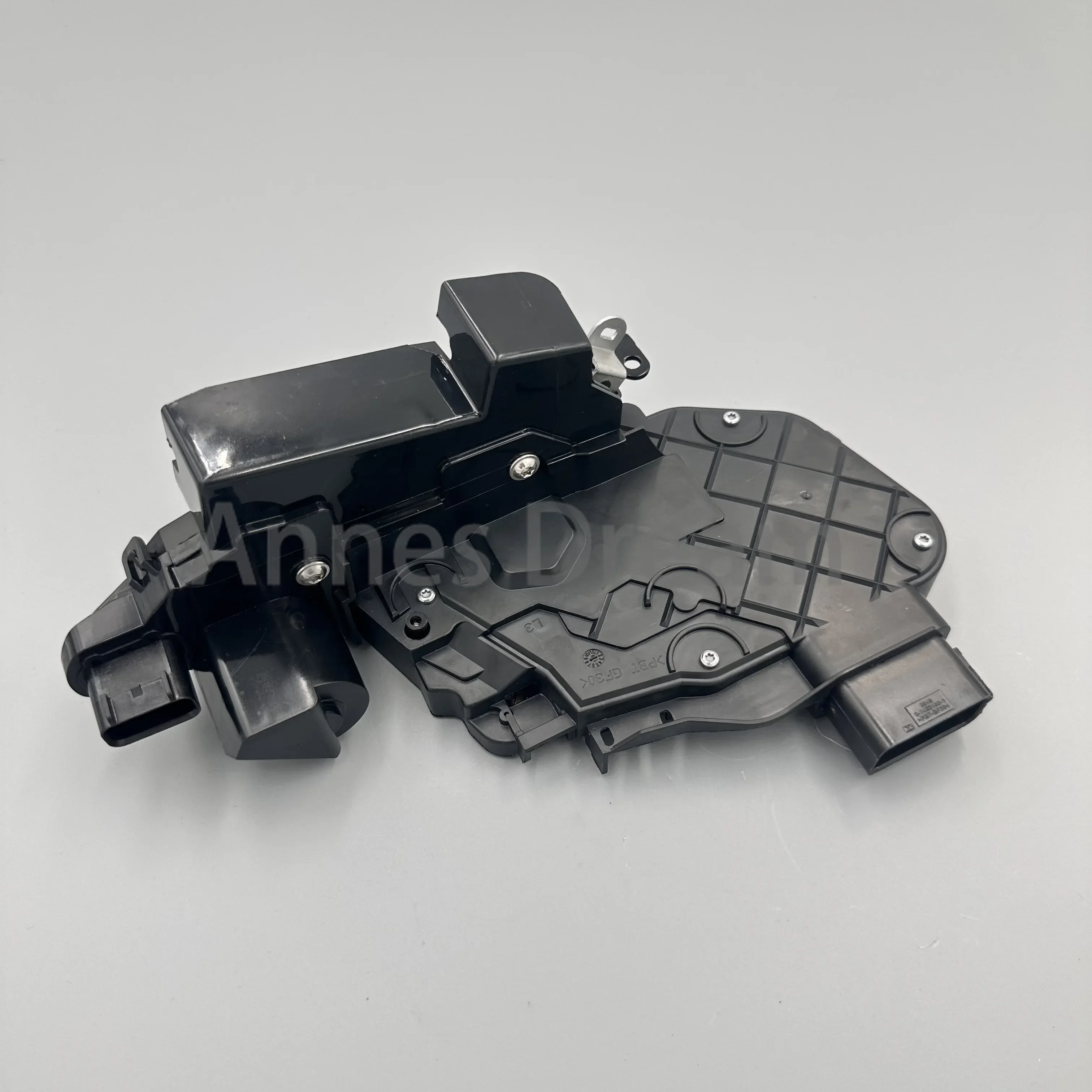 

Door Lock Actuator LR014101 LR091526 for LAND ROVER DISCOVERY RANGE ROVER EVOQUE SPORT